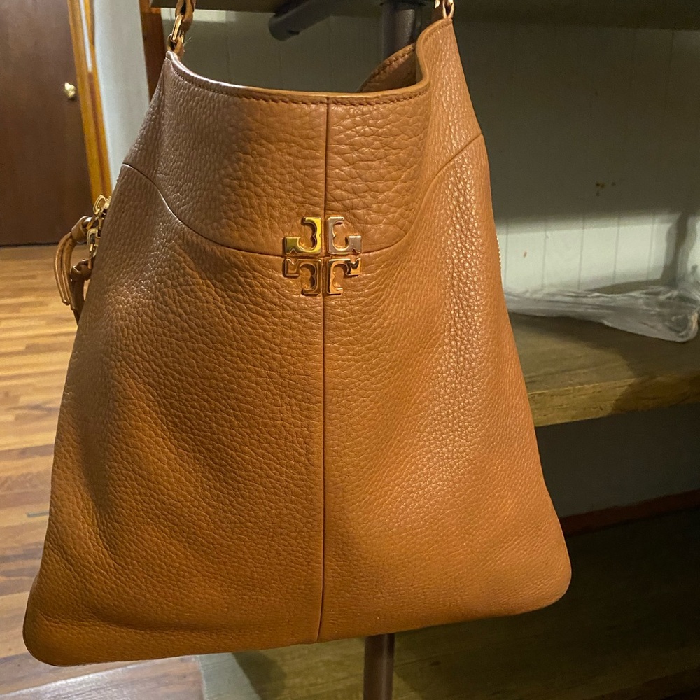 Tory Burch brown shoulder bag.
